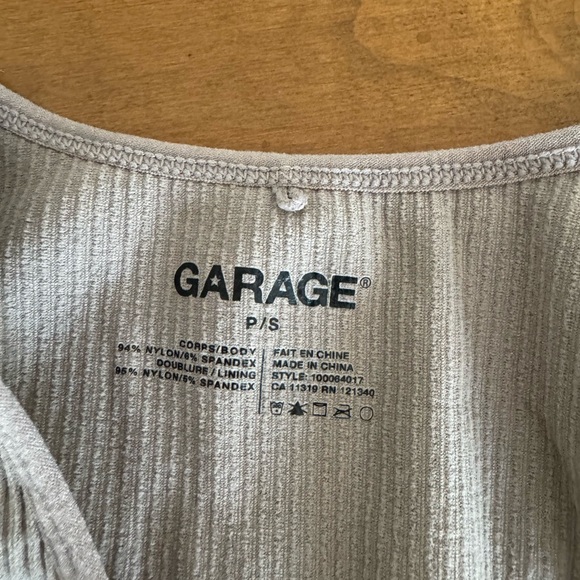 Garage top - Picture 2 of 2